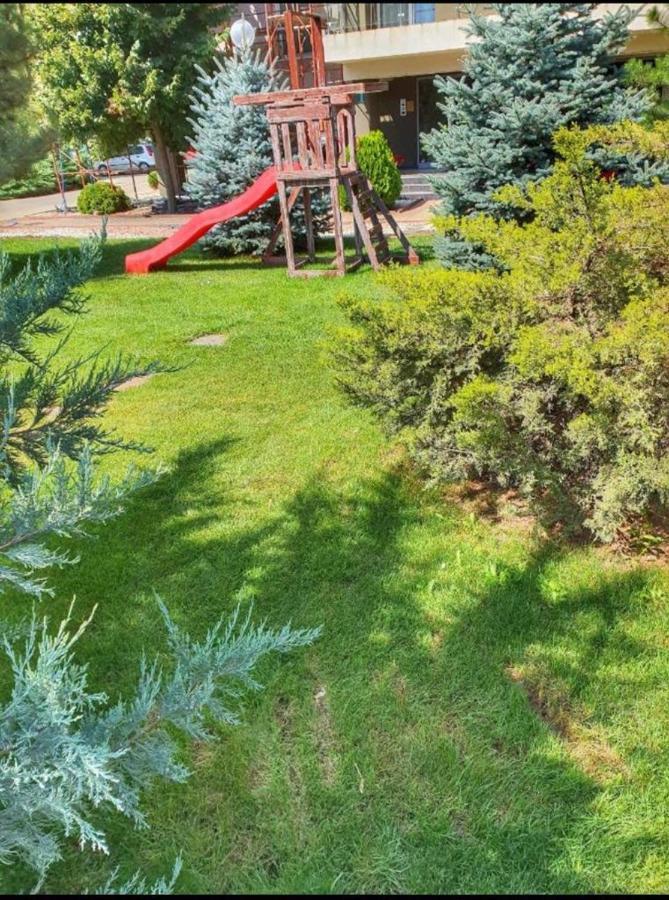 אוטופן Tranzzit Airport Apartment II מראה חיצוני תמונה